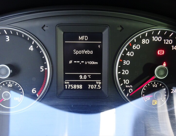 Volkswagen Multivan 25