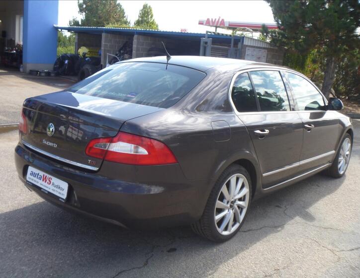 Škoda Superb 6