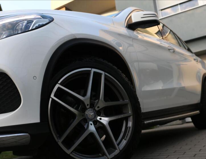 Mercedes-Benz GLE 15