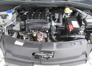 Peugeot 208 23