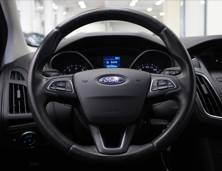 Ford Focus 9