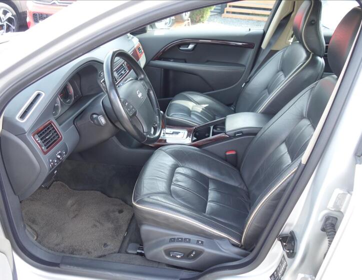 Volvo S80 10