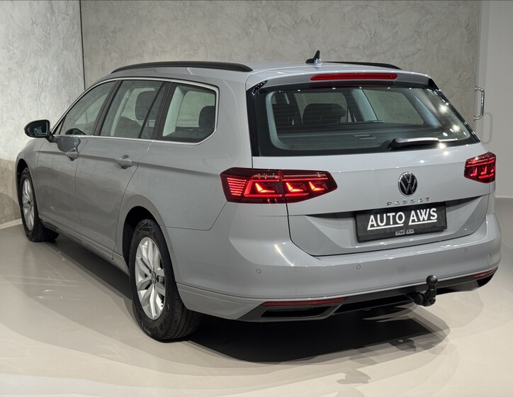 Volkswagen Passat 9