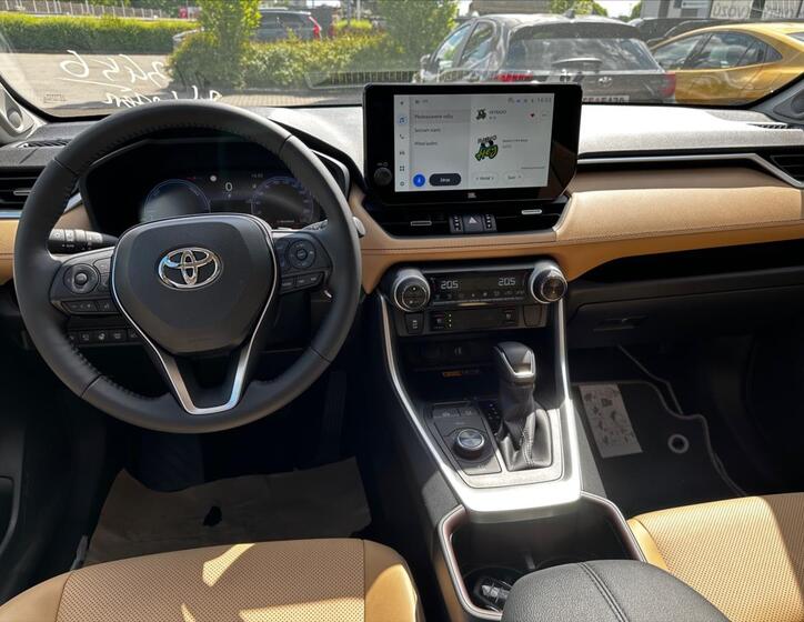 Toyota RAV4 8