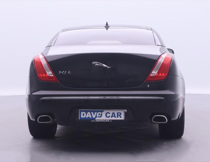 Jaguar XJ 6