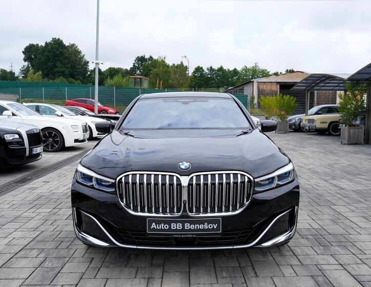 BMW Řada 7 1