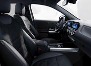 Mercedes-Benz GLA 7