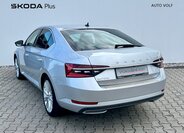 Škoda Superb 8