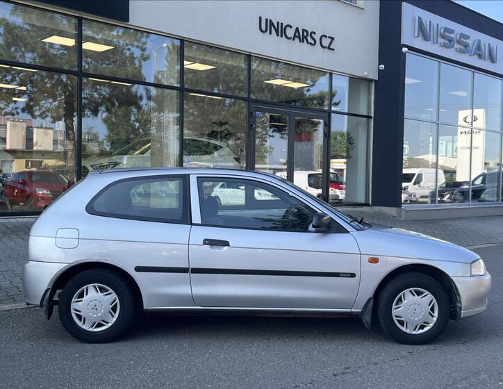 Mitsubishi Colt 4