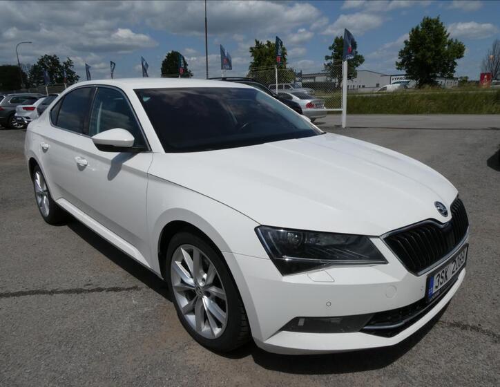Škoda Superb 1