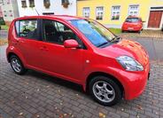 Daihatsu Sirion 16