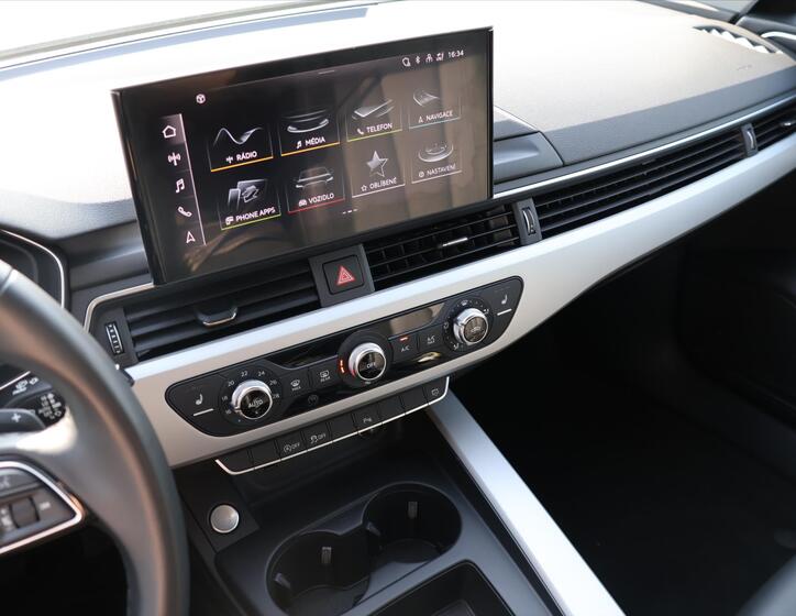 Audi A4 24