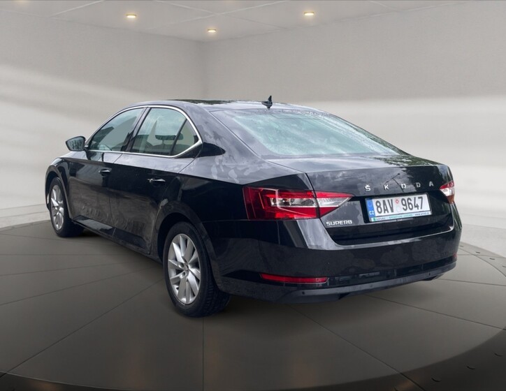 Škoda Superb 4