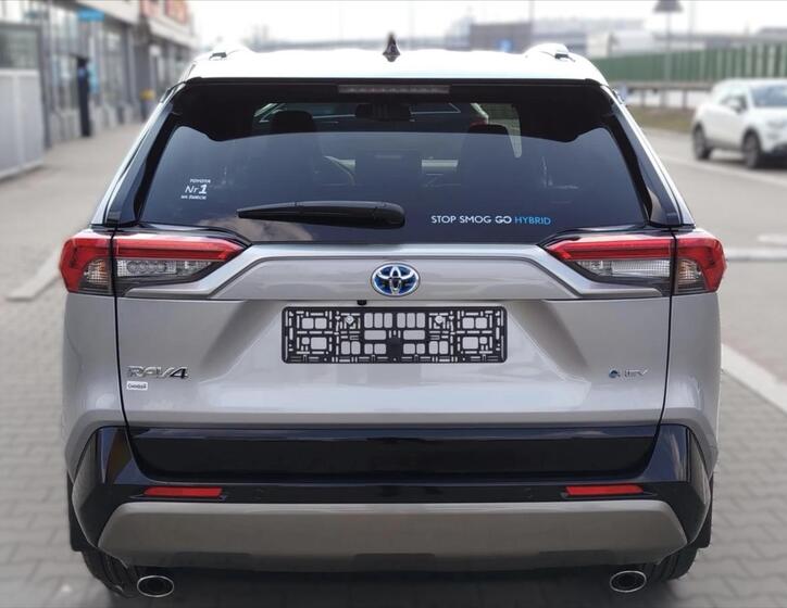 Toyota RAV4 5