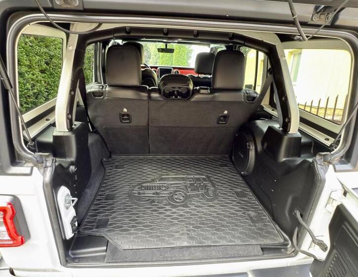 Jeep Wrangler 15