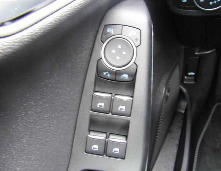 Ford Fiesta 25