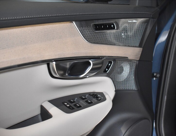 Volvo XC90 14
