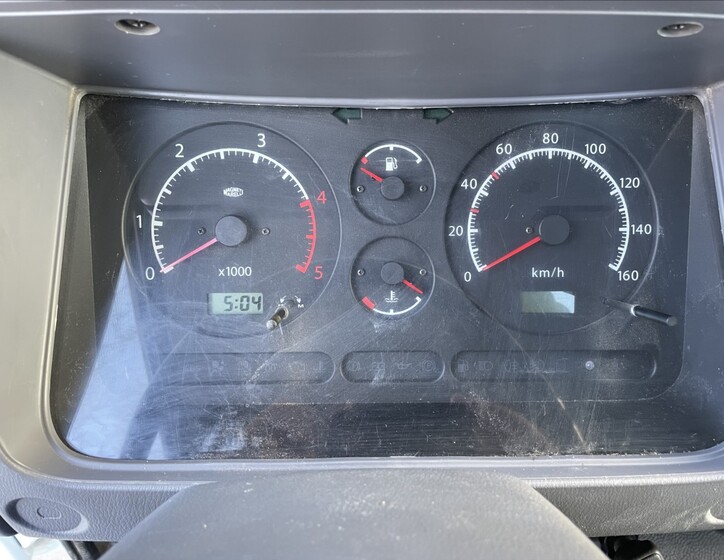 Nissan Cabstar 8