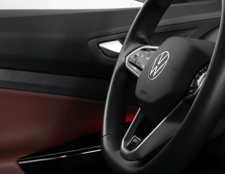 Volkswagen ID.4 18
