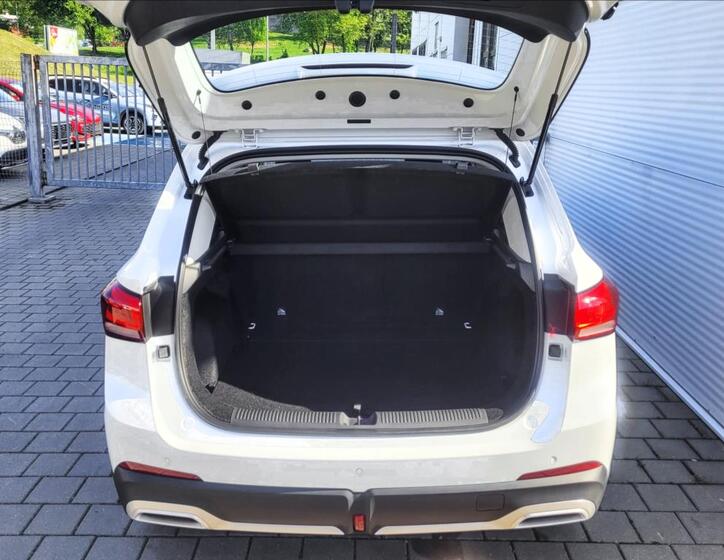 MG ZS 7