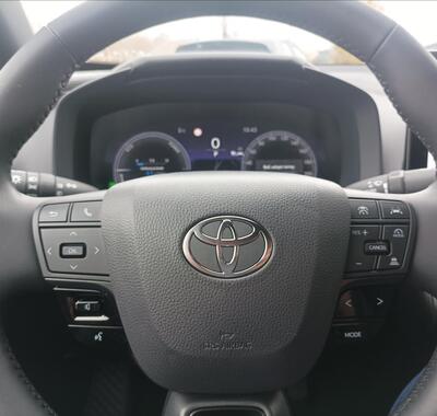 Toyota C-HR 8