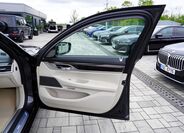 BMW Řada 7 18