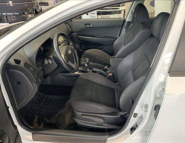 Hyundai i30 22