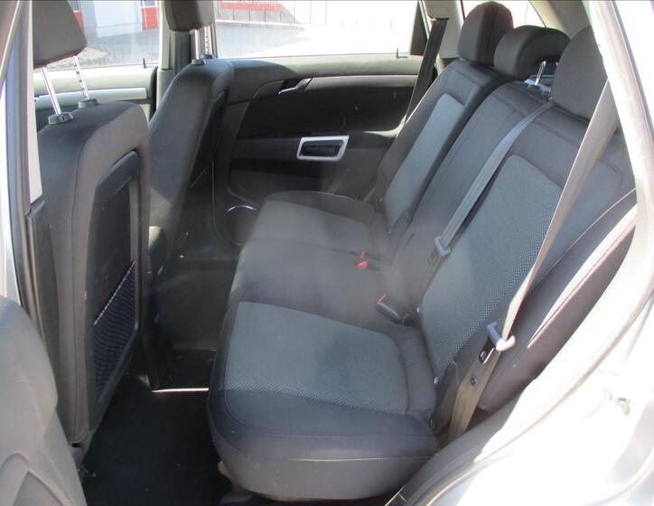 Opel Antara 8