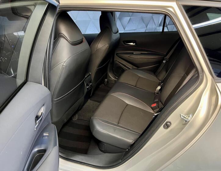 Toyota Corolla 12