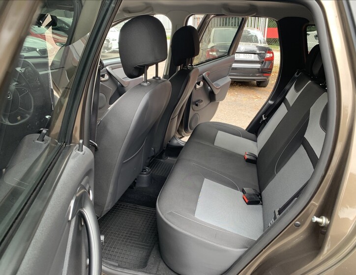 Dacia Duster 15