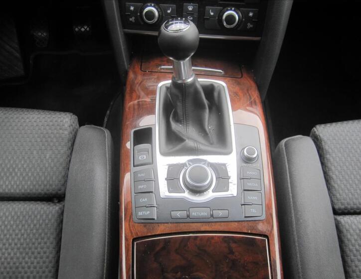 Audi A6 10