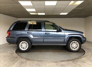 Jeep Grand Cherokee 8