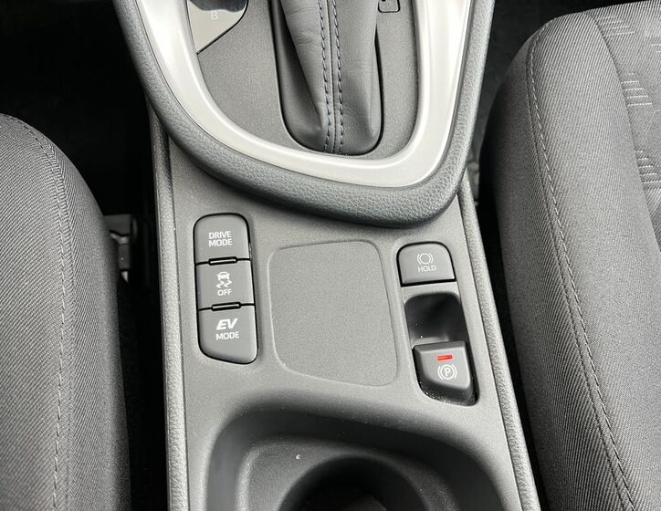 Toyota Yaris 24
