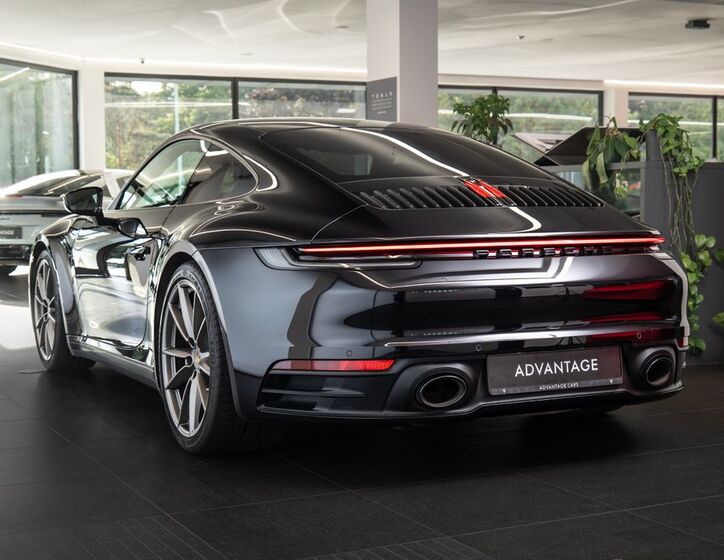 Porsche 911 4