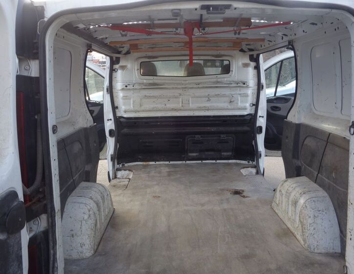 Renault Trafic 12