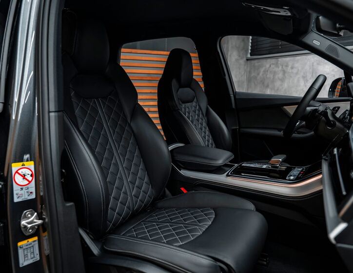 Audi Q7 20