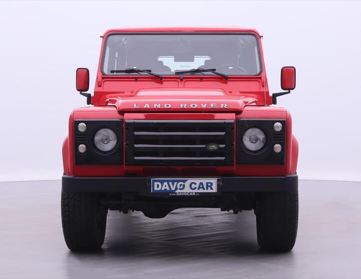 Land Rover Defender 2