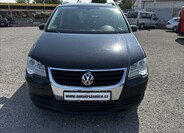 Volkswagen Touran 9