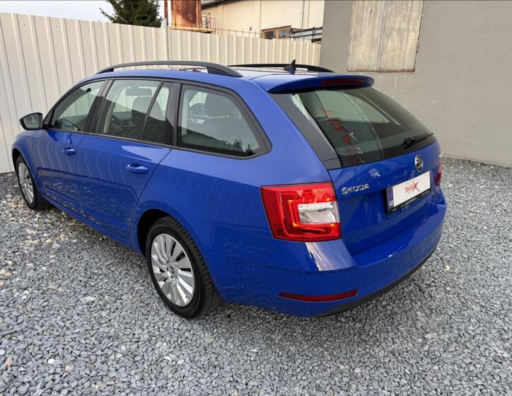 Škoda Octavia 10