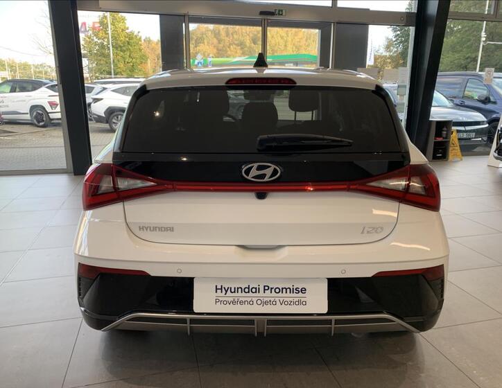 Hyundai i20 6