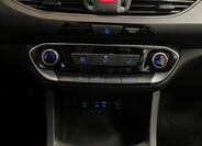 Hyundai i30 13