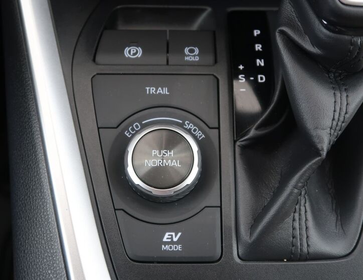 Toyota RAV4 32
