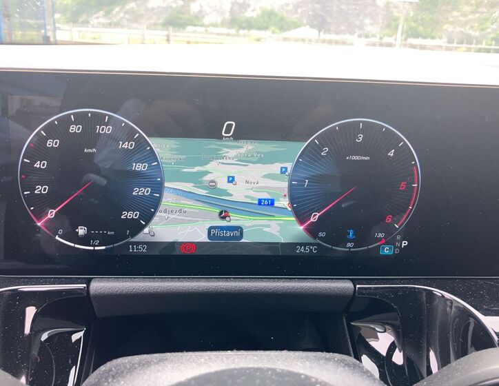 Mercedes-Benz GLA 17