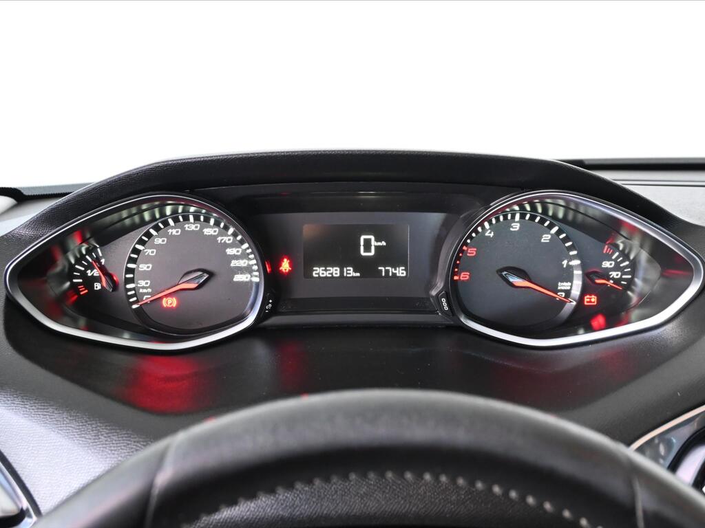 Peugeot 308 13