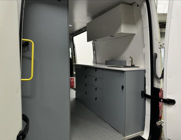 Volkswagen Crafter 32