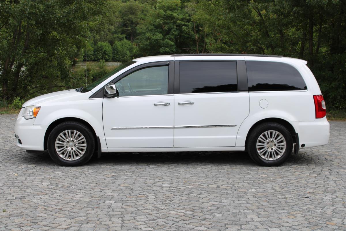 Chrysler Town & Country