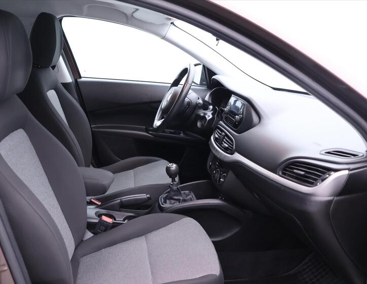 Fiat Tipo 14