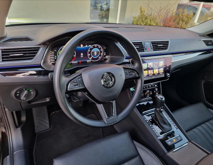 Škoda Superb 20
