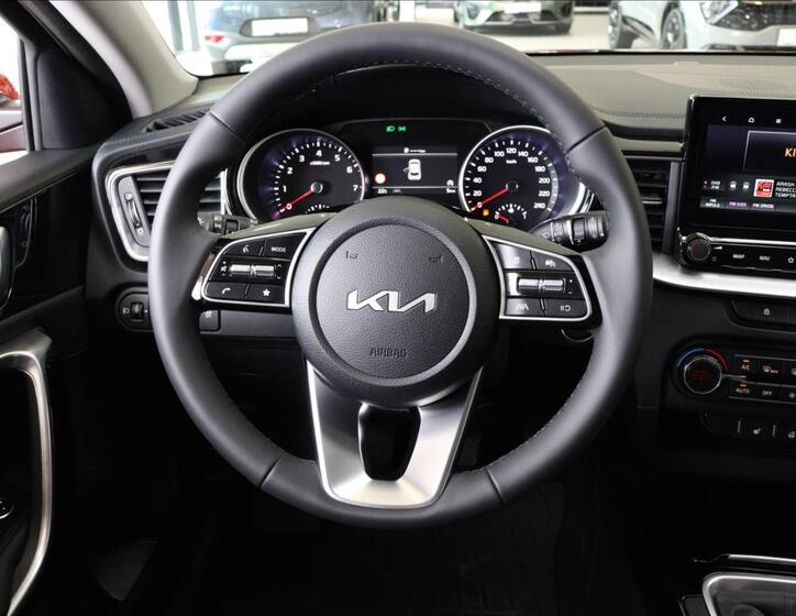 KIA XCeed 11