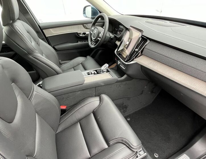 Volvo XC90 15